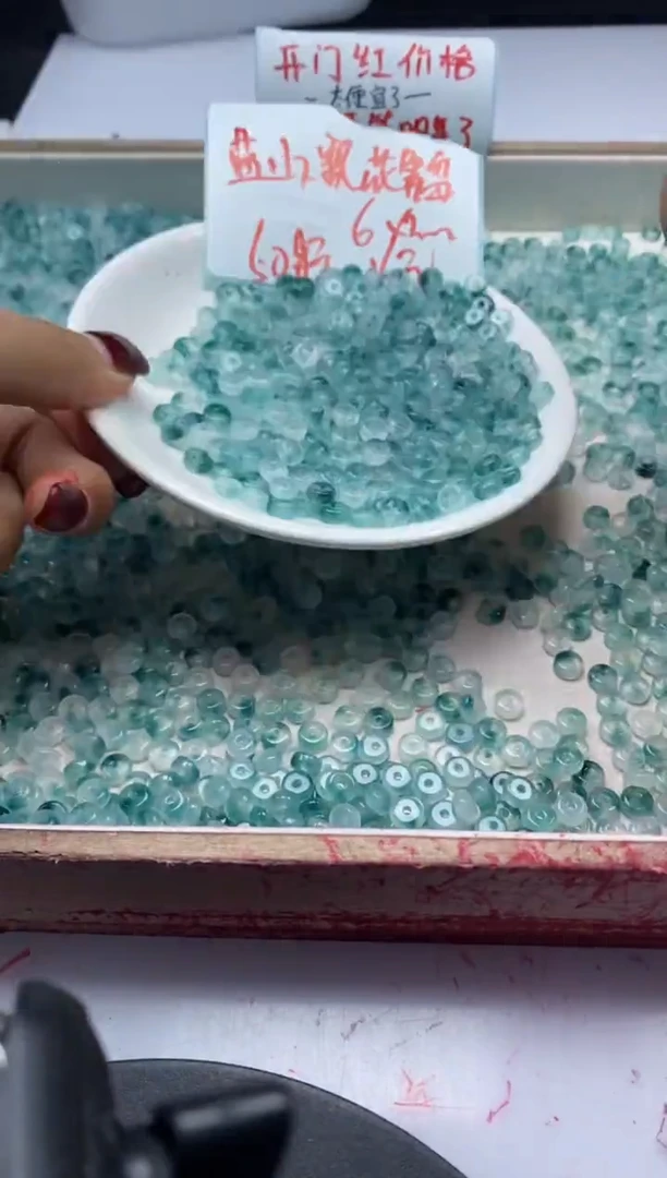 【闪购商品】玛瑙/玉髓颈饰未镶嵌w2357蓝水飘花6*2mm*50颗