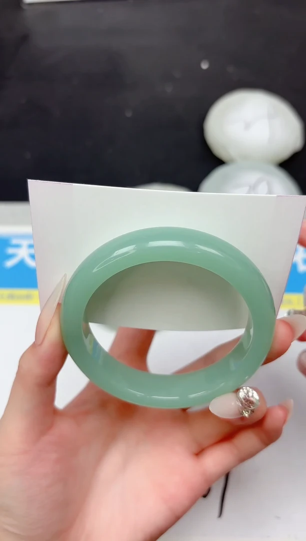 未镶嵌手镯石英质玉102-58.1