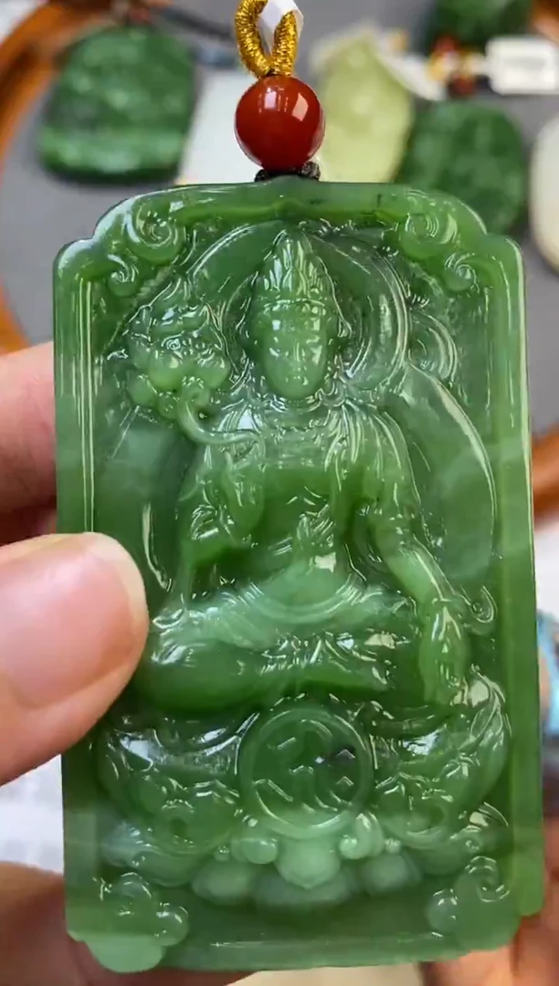 未镶嵌和田玉挂件江**g303470       多人