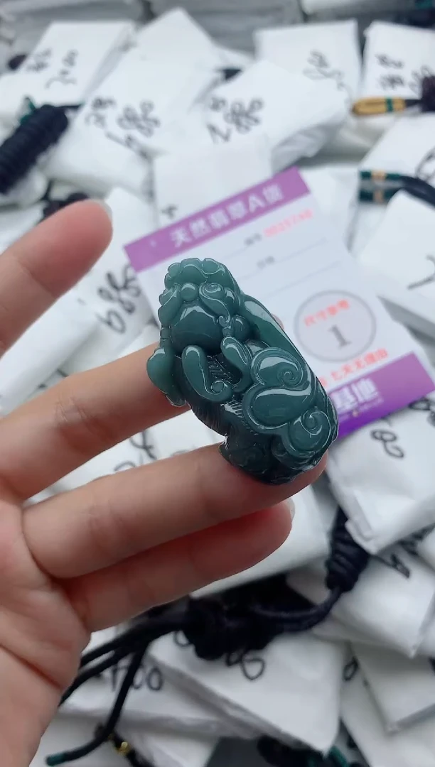 翡翠未镶嵌颈饰加****儿88888888