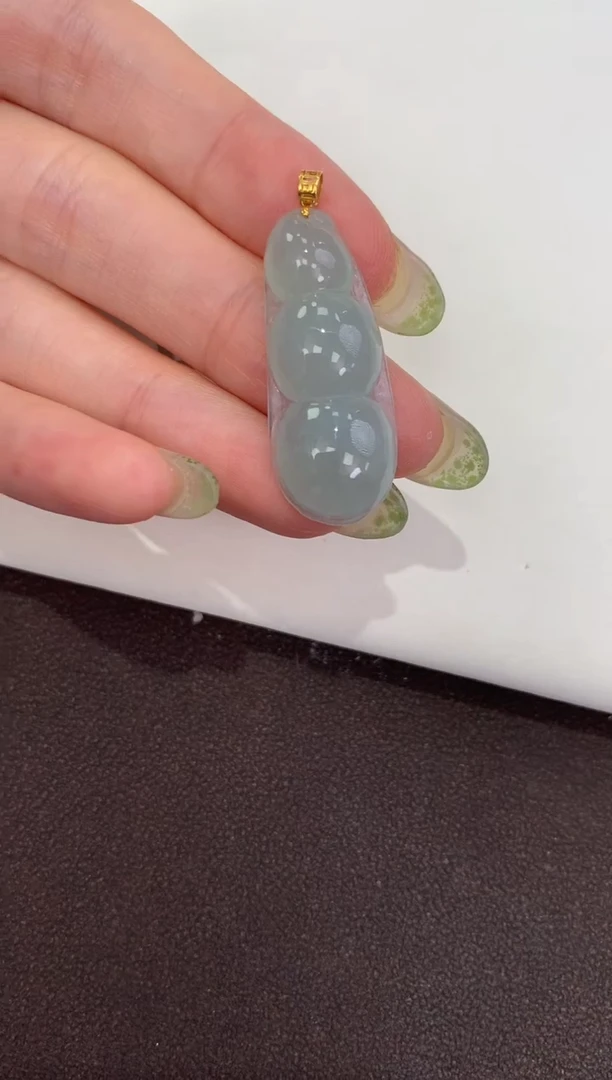 颈饰18K金镶嵌翡翠天然缅甸a货翡翠