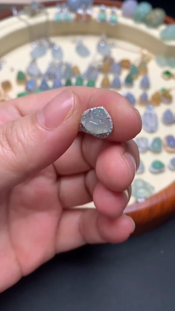 【闪购商品】翡翠颈饰银S925镶嵌翡翠镶嵌佛公