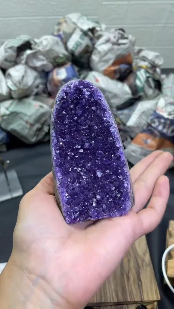 未镶嵌大型摆件（非配饰）紫晶102号摆件