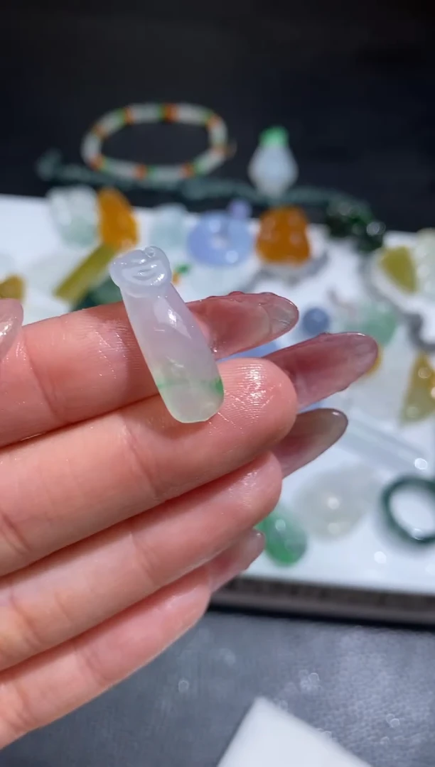 未镶嵌定制翡翠翡翠毛货~·