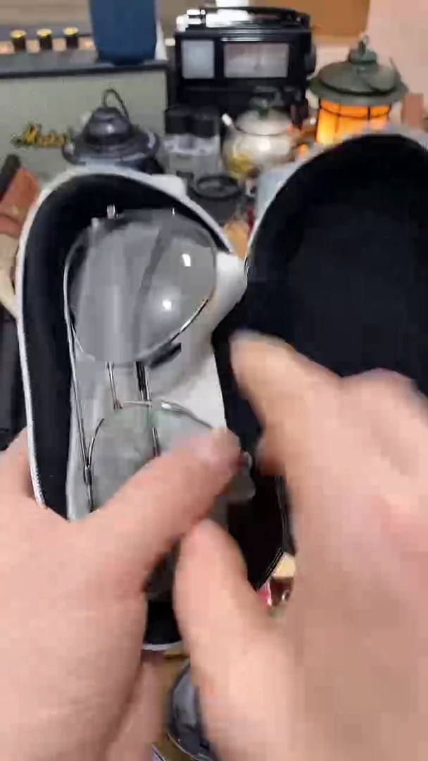 瓷片闪购商品  如图所示