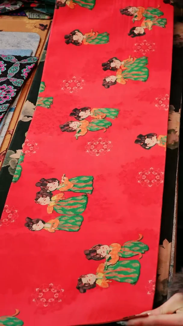 【闪购商品】摆件别具一阁布艺尺寸100+30