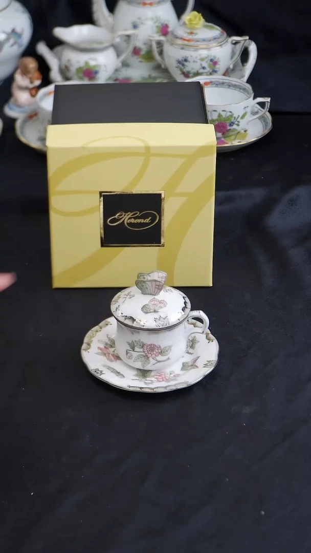 骨瓷婷婷中古器物如图所示82