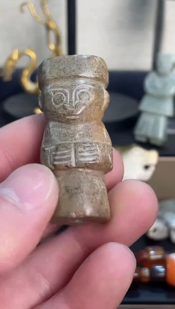 未镶嵌和田玉（糖玉）挂件1