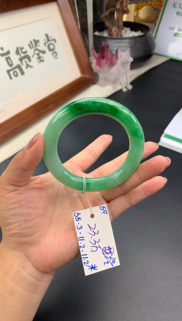 【闪购商品】翡翠手镯未镶嵌玉手镯