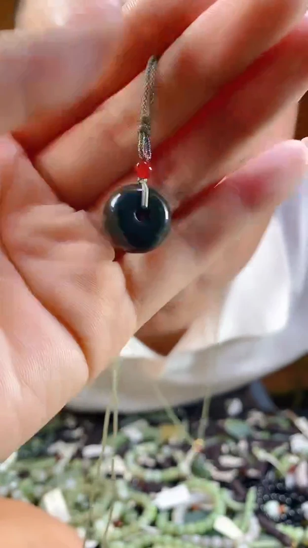 和田玉未镶嵌颈饰多样性发货，拍一发一