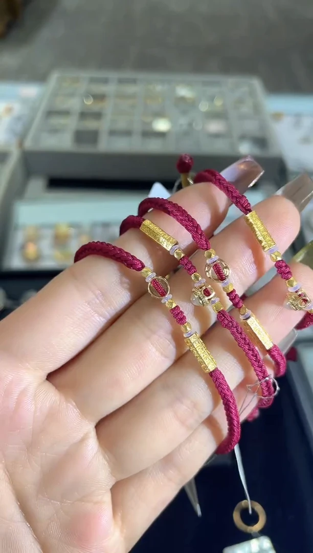 18K金镶嵌手绳翡翠经文手绳多样性发一    CY