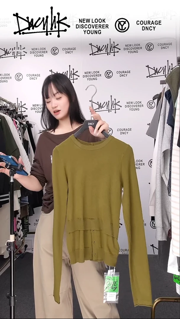 后背设计针织衫均码