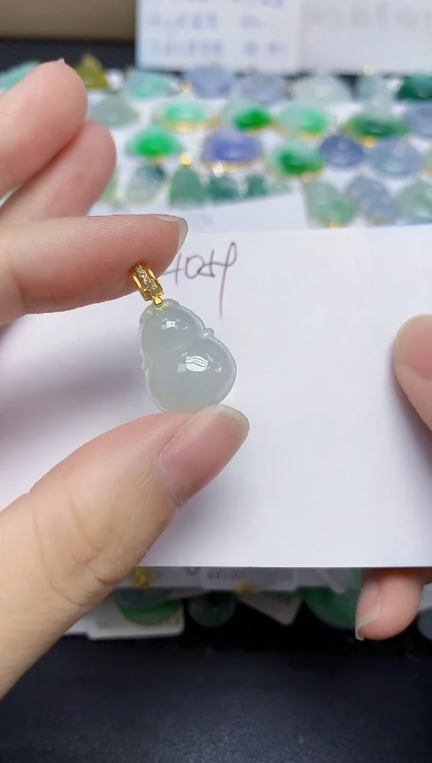 翡翠未镶嵌颈饰天然缅甸翡翠A货