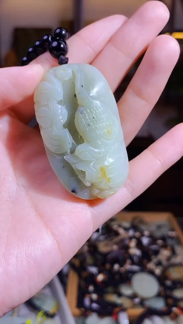 颈饰未镶嵌和田玉1