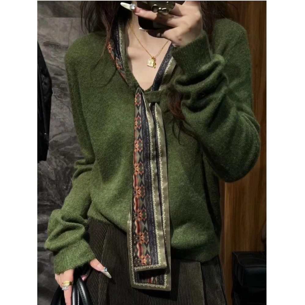 巨好看轻熟上衣早秋氛围感独特超好看软糯气质绿色针织衫套头毛衣