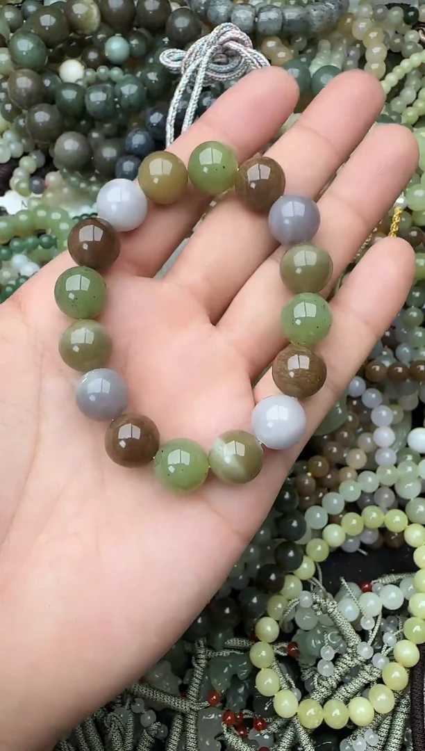 颈饰未镶嵌和田玉拍一发一