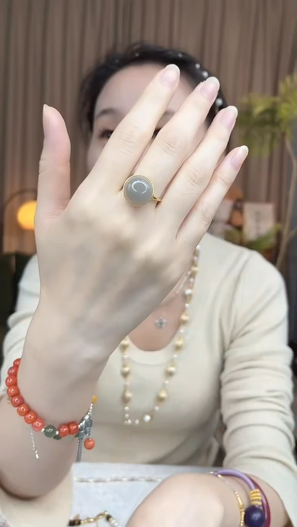 未镶嵌戒指淡水珍珠烟紫和玉戒指