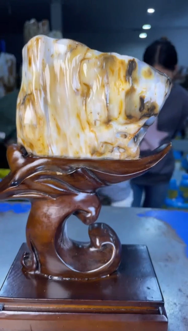 未镶嵌摆件硅化玉5