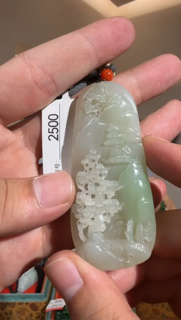 和田玉未镶嵌颈饰1
