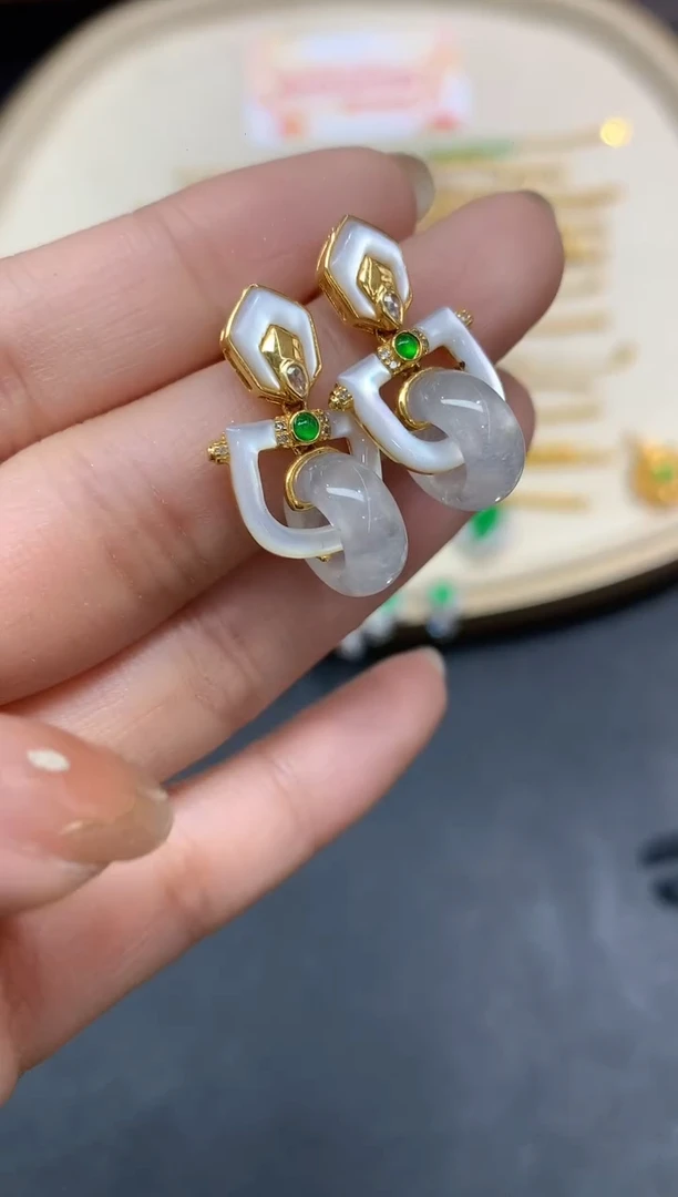 18K金镶嵌翡翠耳饰耳饰A3|8800