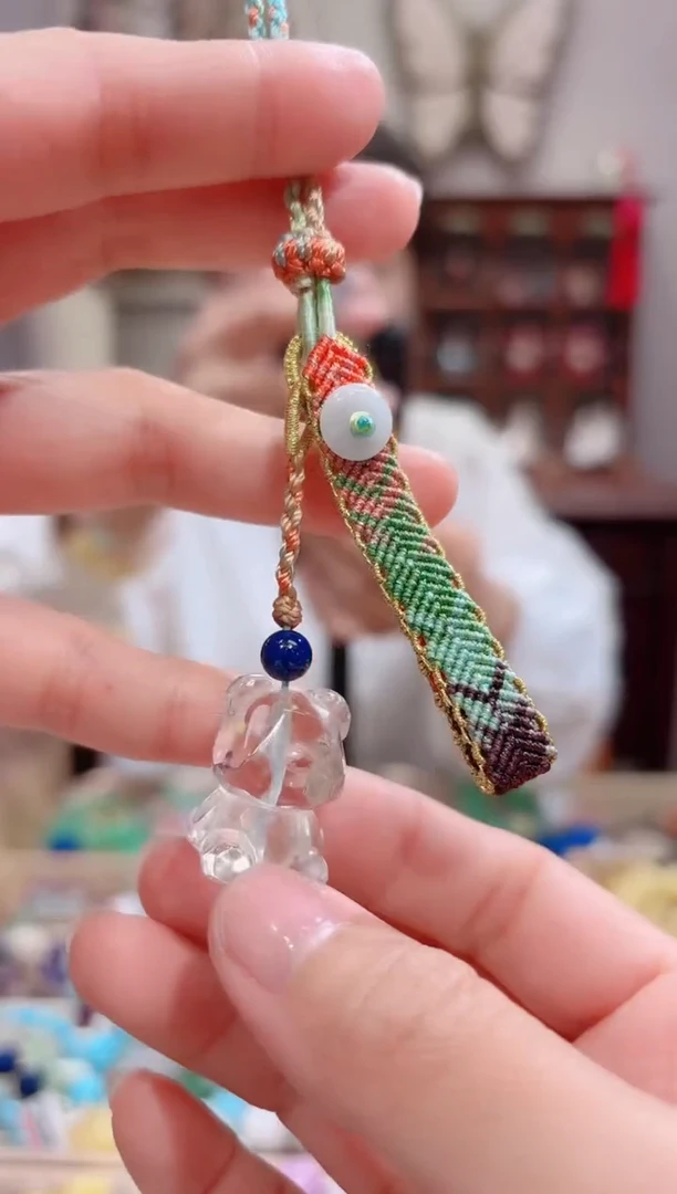 车挂未镶嵌水晶设计款珠串