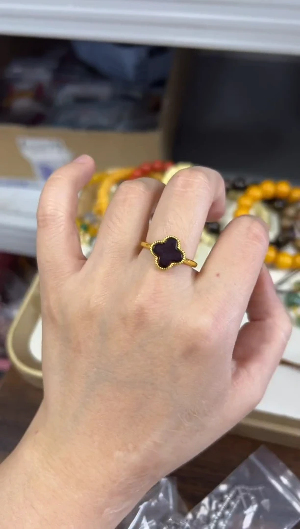 未镶嵌血珀戒指琥珀血珀花朵镶嵌款戒指[532]