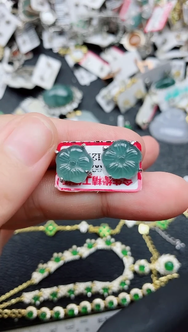 银S925镶嵌戒指翡翠1