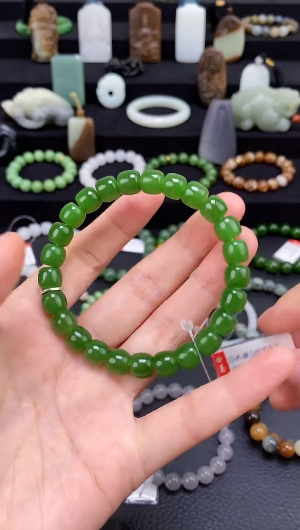 未镶嵌和田玉挂件8.5mm碧玉极限弧手串