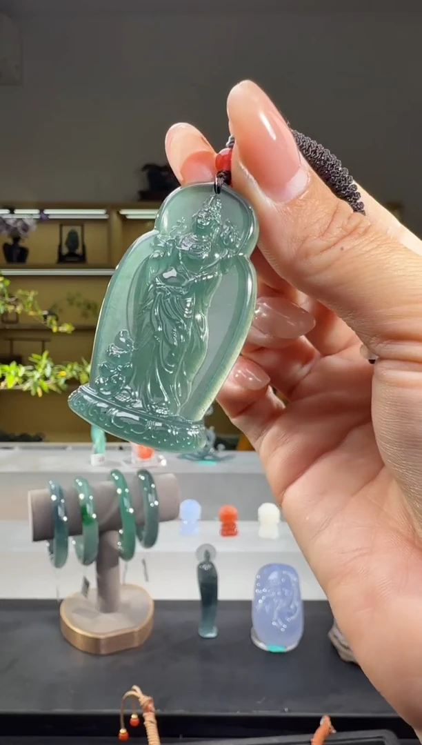 吊坠(不含链)未镶嵌翡翠观音