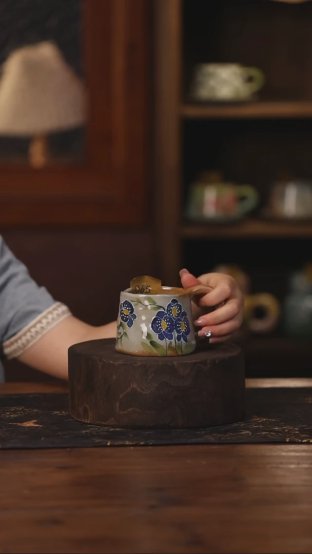 陶瓷景德镇高温釉下手绘陶瓷065