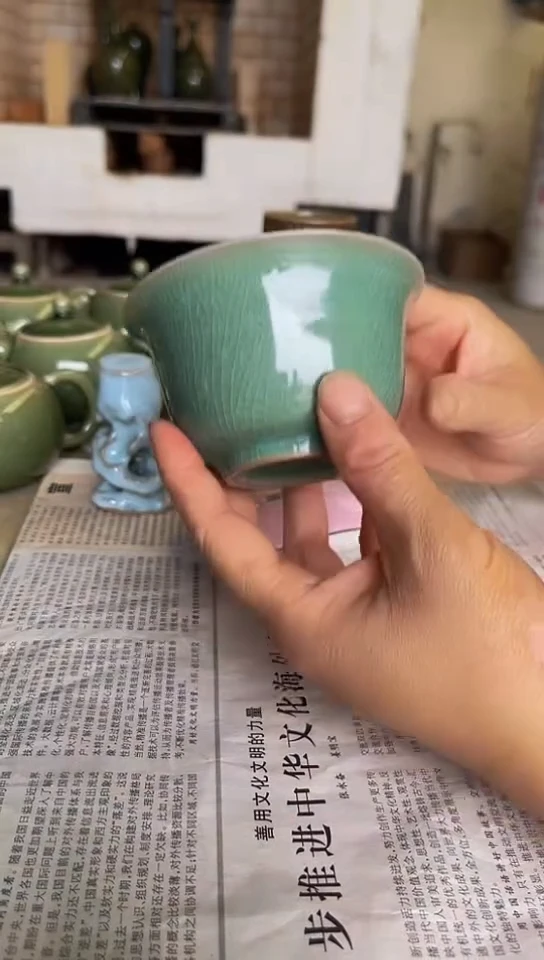 摆件原生态原矿青绿纯手压手微瑕