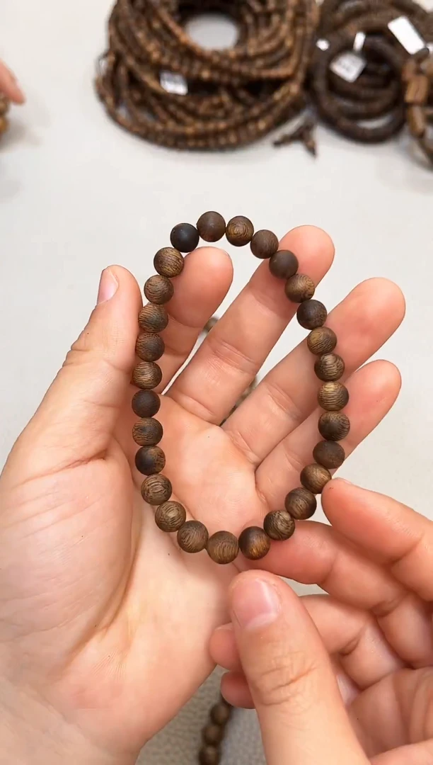 沉香手串奇楠命根子圆珠0.7单圈多样性发其一