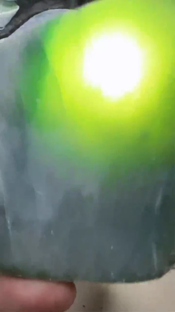 翡翠未镶嵌颈饰146翡翠