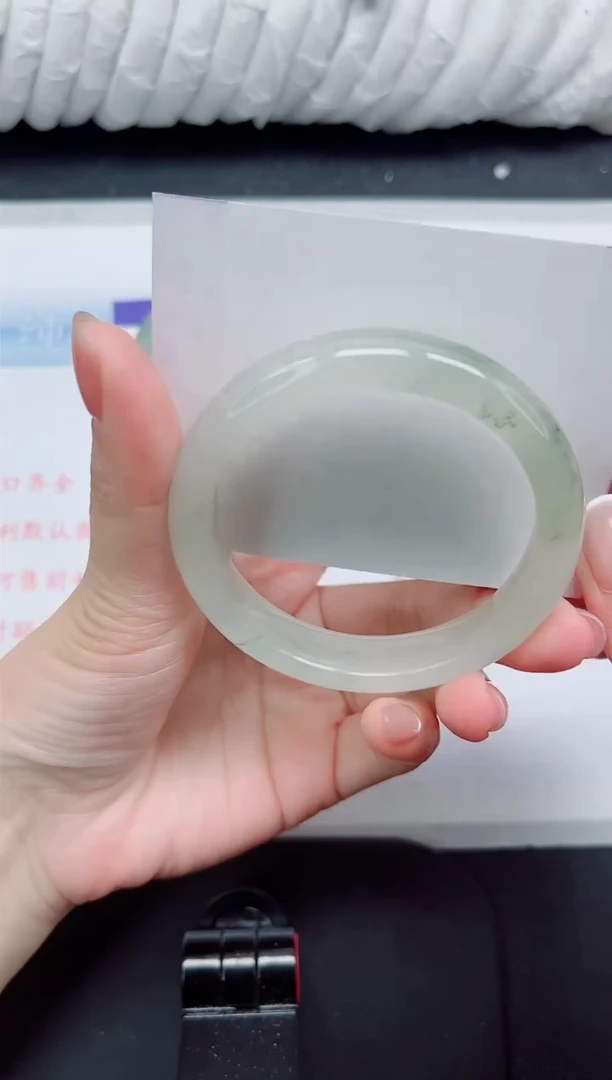 【闪购商品】石英质玉手镯未镶嵌54#56