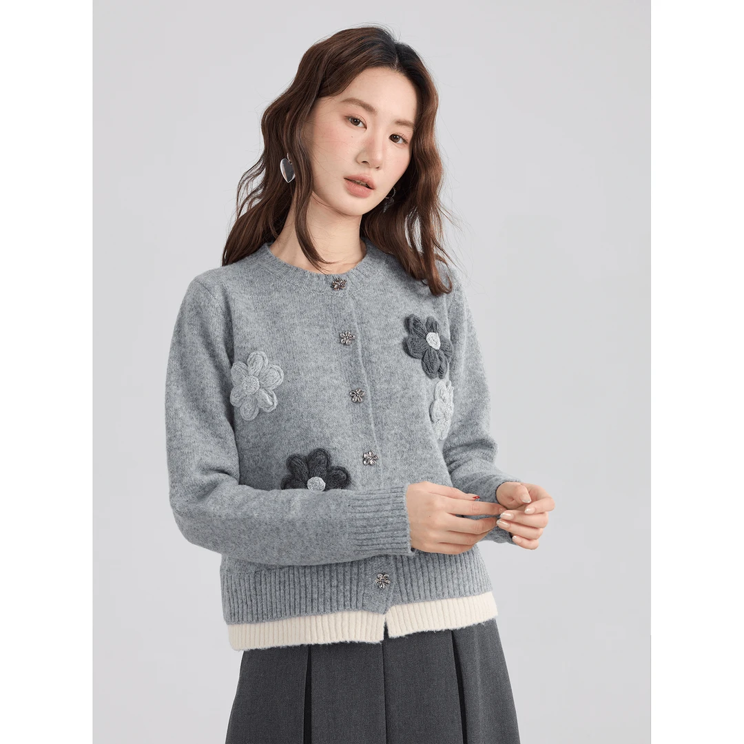 爱蔷薇大码花朵毛衣开衫女上衣秋冬2024新款假两件针织衫GT75161