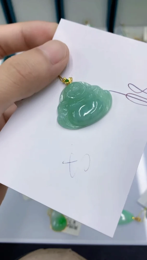 颈饰未镶嵌翡翠翡翠