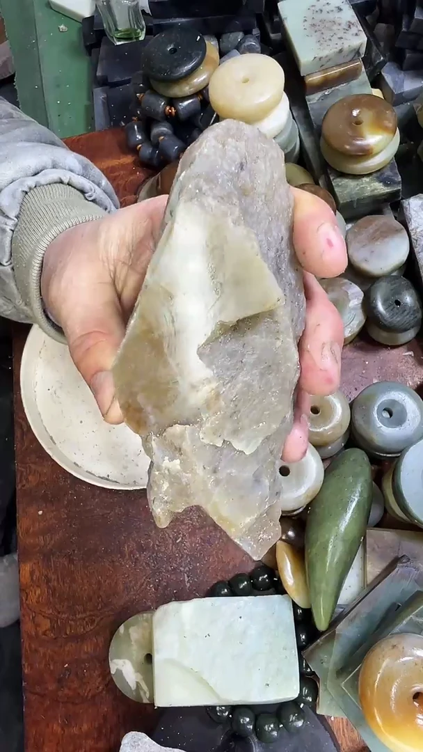未镶嵌和田玉珠宝半成品1