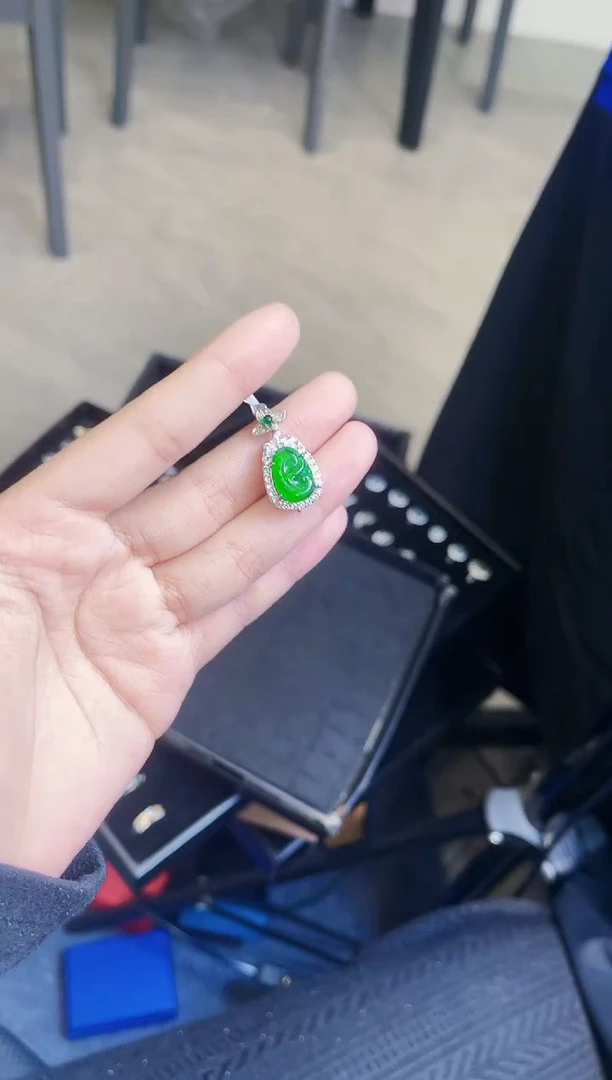 【闪购商品】翡翠颈饰银S925镶嵌如意