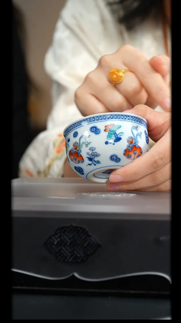 涂杏花窑丨斗彩钱袋子杯cpp251207111