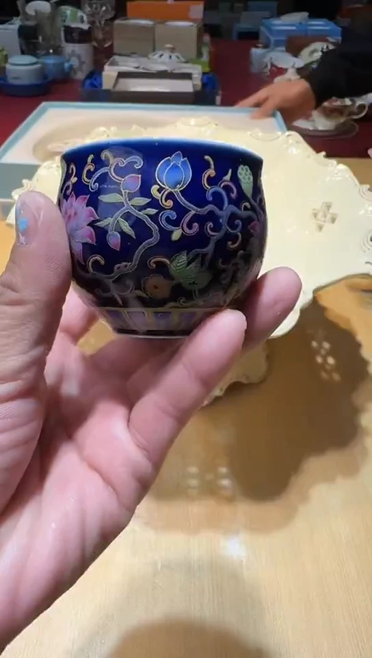 瓷片生活的本意是开心阿@@1