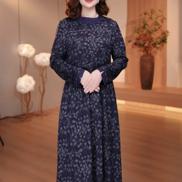 25年秋冬新款大码女装连衣裙遮肉显瘦款收腰显瘦 SXE-25-5609