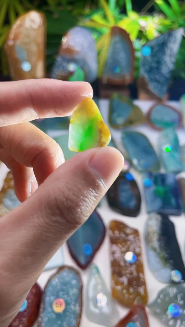 未镶嵌定制翡翠翡翠