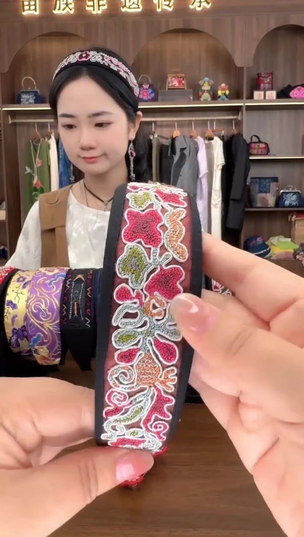 刺绣扶光苗绣传承L58