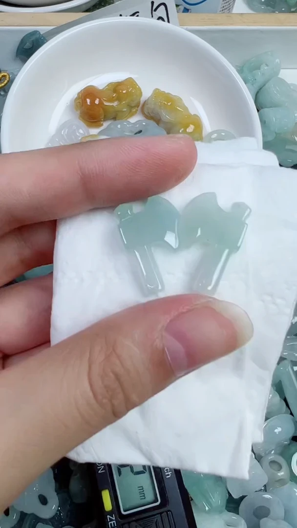 散珠翡翠540号链接，A货翡翠