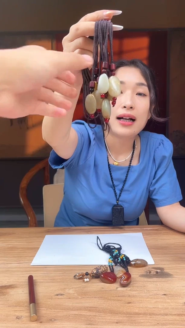 和田玉未镶嵌颈饰A535