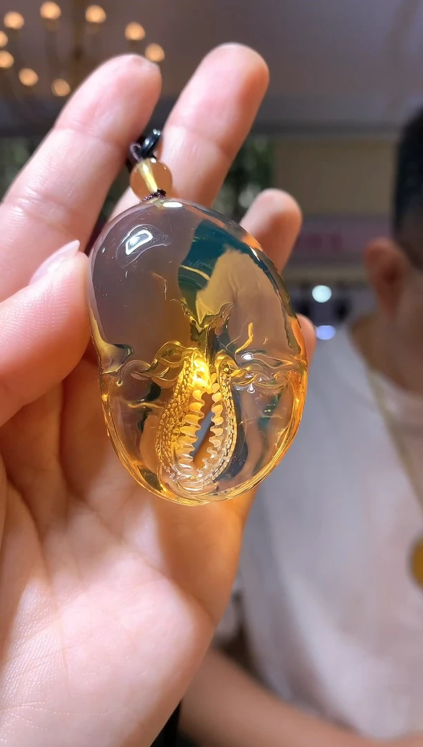琥珀颈饰未镶嵌老王严选