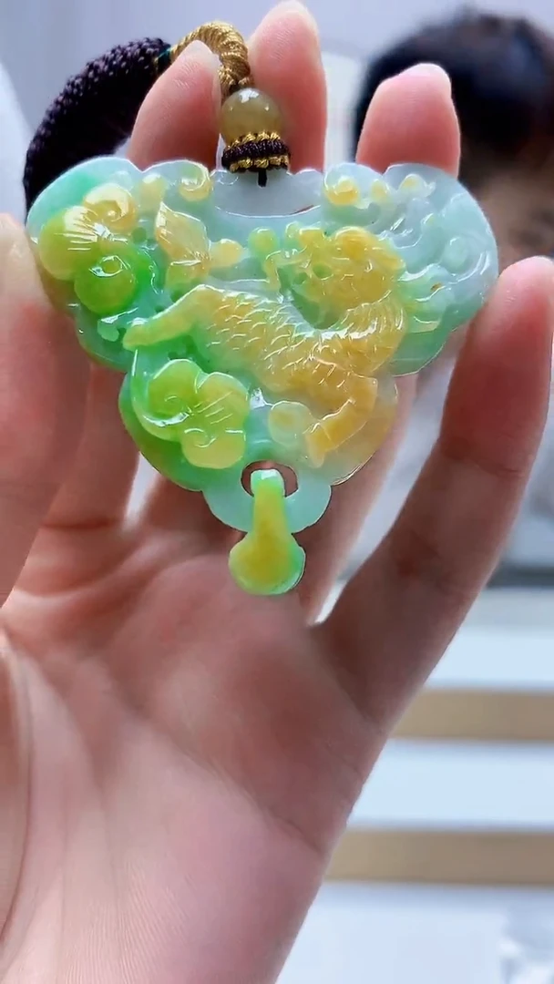 未镶嵌定制翡翠4868zm-毛货挂件环环相扣62