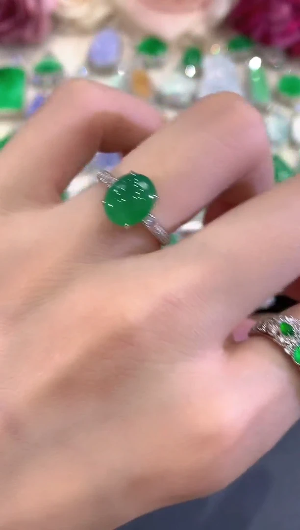 18K金镶嵌戒指翡翠a58