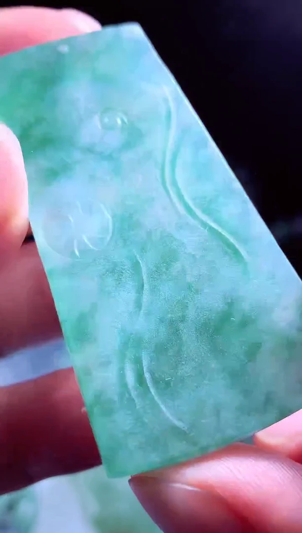定制翡翠未镶嵌翡翠毛货定制