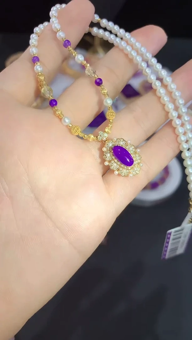 18K金镶嵌苏纪石（舒俱来）.项链